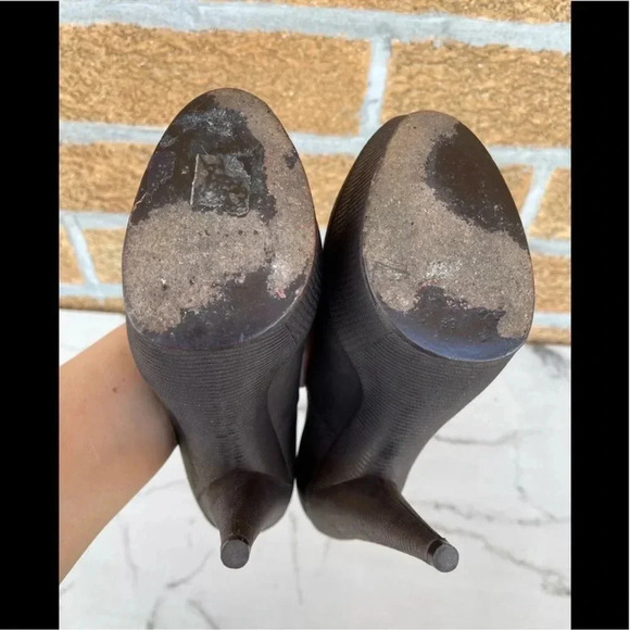 Saint Laurent Brown Ysl Aliama Lizard
Embossed Suede Heels Pumps Size 39/8.5 - Picture 6 of 13